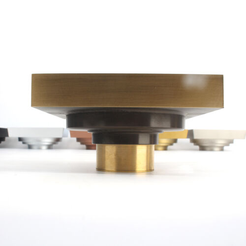 Когда латунь встречается с абсолютным белым минимализмом — вневременной золотой и белый хак